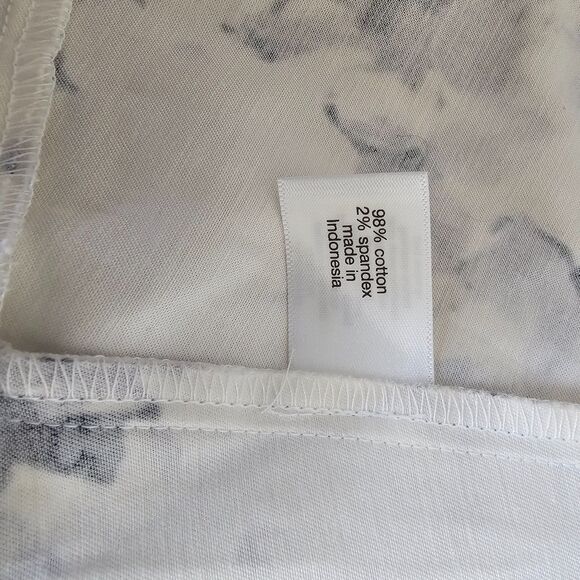 NWT Lane Bryant Sun Dress 18 Black Gray White Floral Surplice Fit - Picture 8 of 9